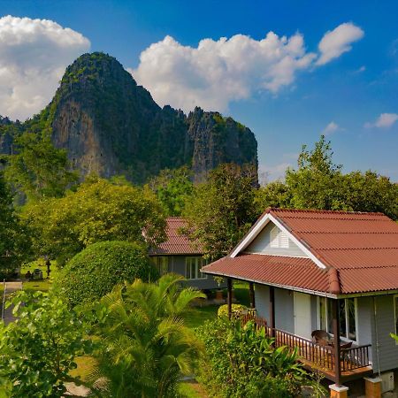 Bearlinbungalow Vang Vieng Eksteriør billede