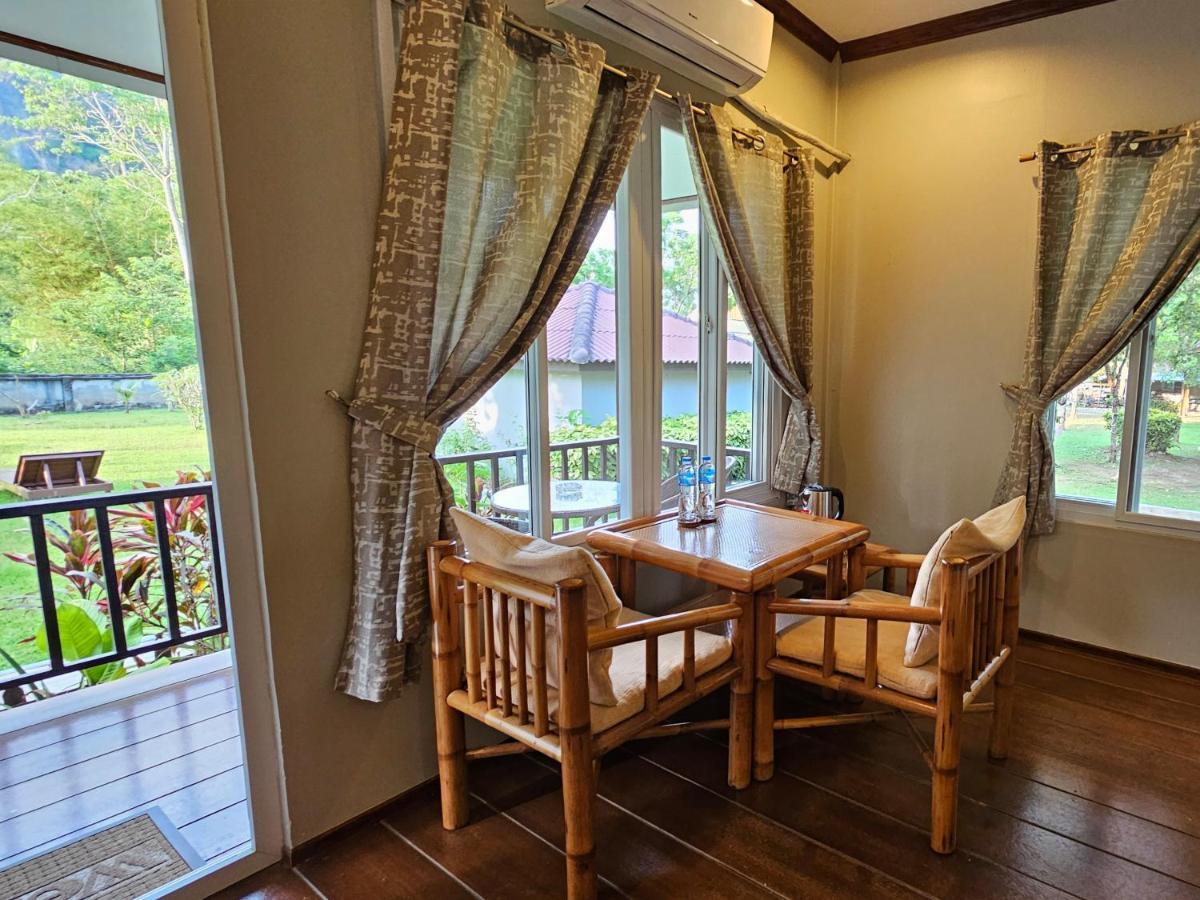 Bearlinbungalow Vang Vieng Eksteriør billede