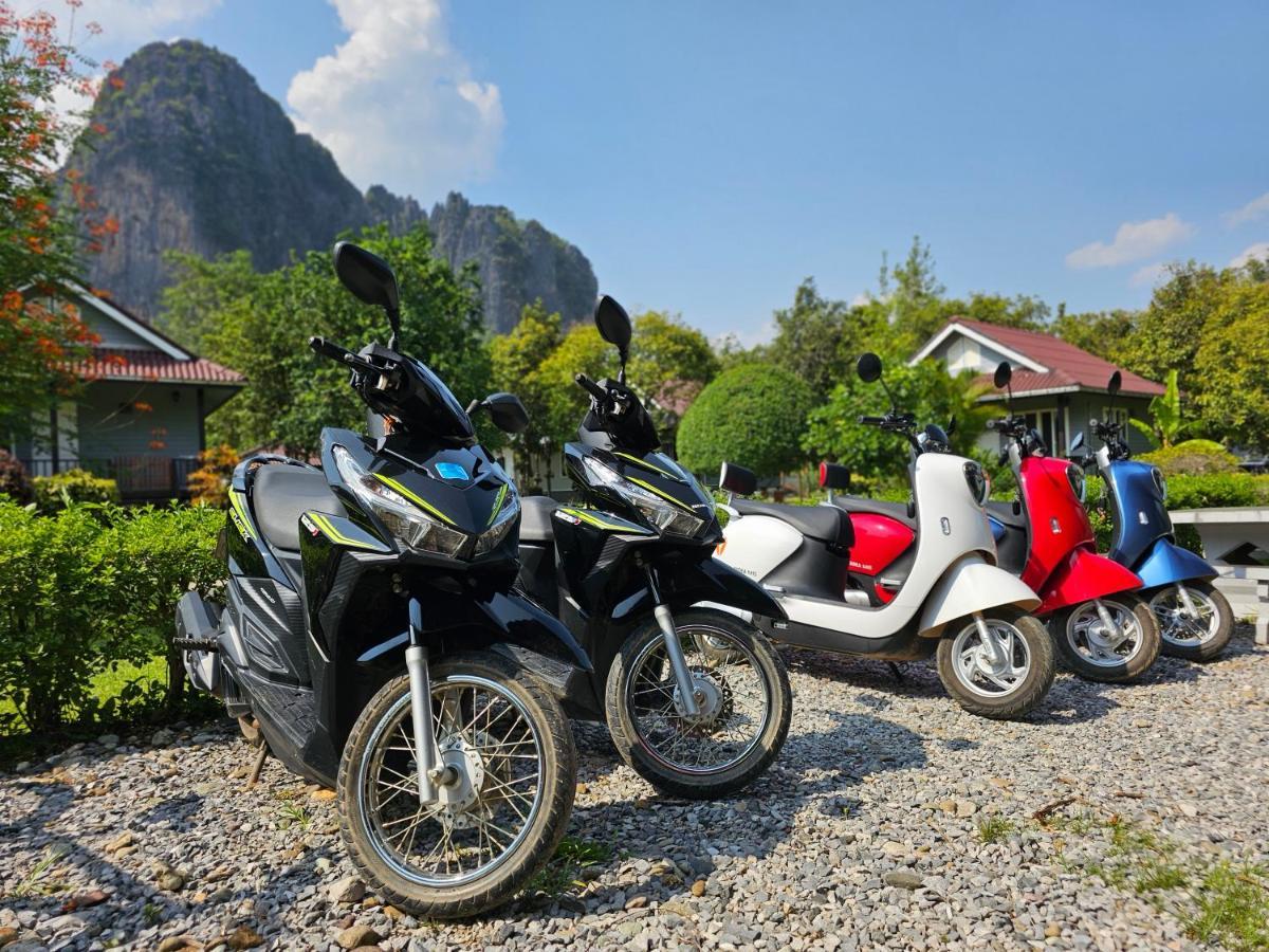 Bearlinbungalow Vang Vieng Eksteriør billede